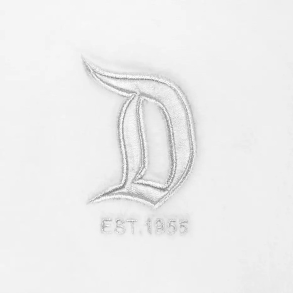 Disneyland Fleece Spirit Jersey for Adults - Picture 3 of 10